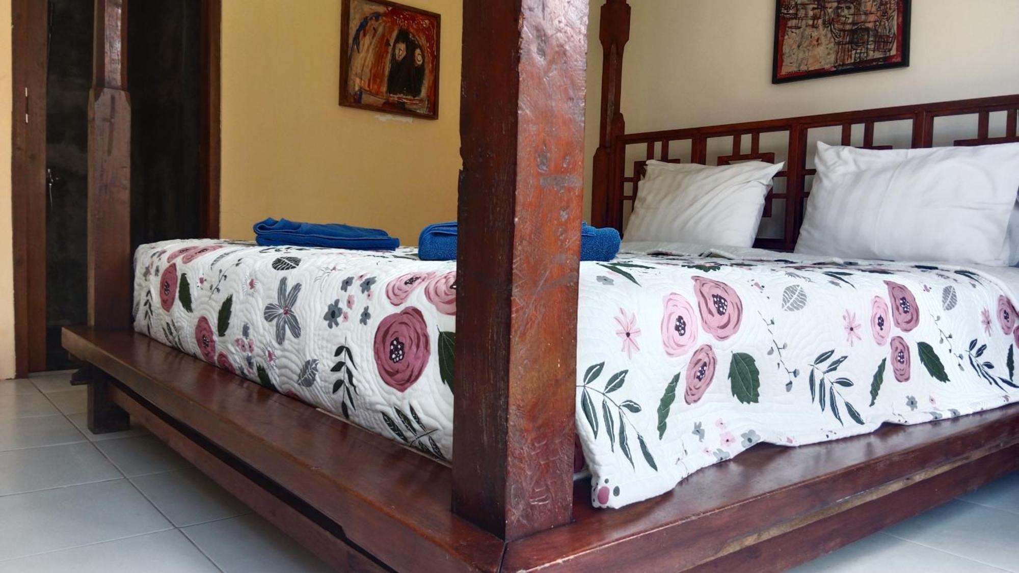 Rumah Paros & Gallery Sukawati  Exterior photo